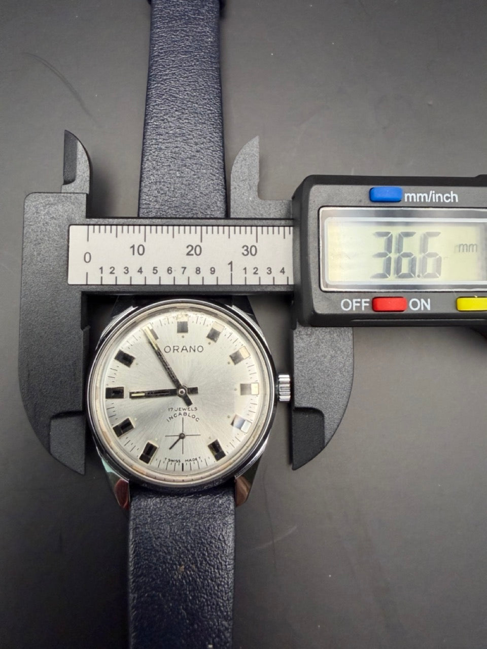 Montre Orano NOS Swiss Made cadran argent vintage FS Ferrovie dello Stato