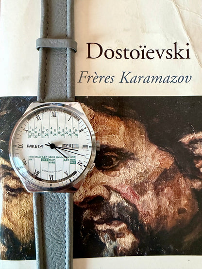 Montre Vintage Raketa russe URSS Calendrier 24h Cosmique