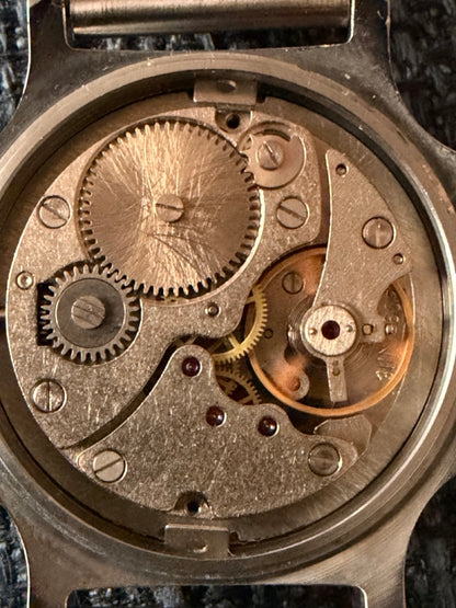 Montre Vintage Pobeda russe URSS métal 17 Rubis 1960s