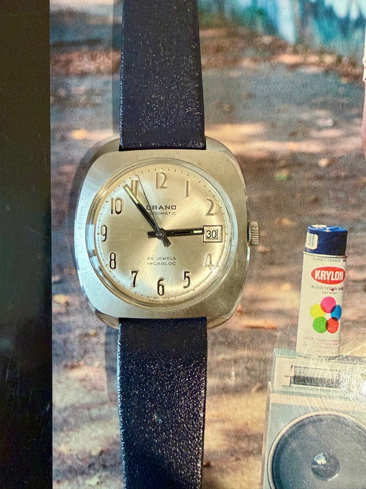 Montre Orano NOS Swiss Made Automatique day date vintage