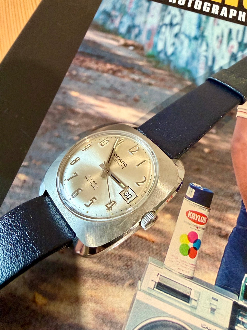 Montre Orano NOS Swiss Made Automatique day date vintage