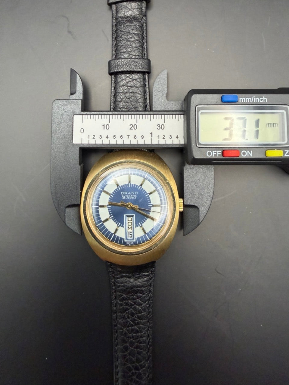 Montre Orano NOS Swiss Made Automatique day date bleue vintage plaqué or