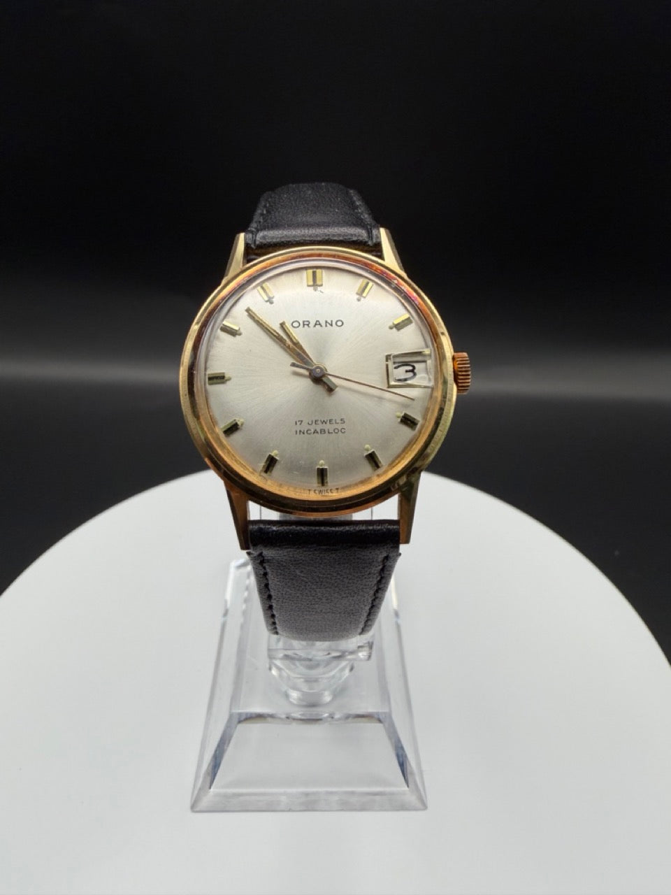 Montre Orano NOS Swiss Made Automatique day date nacre vintage