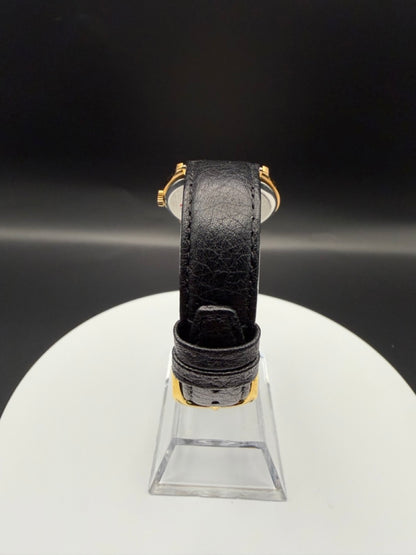Montre Orano NOS Suisse tonneau plaqué or 70s ultra fine