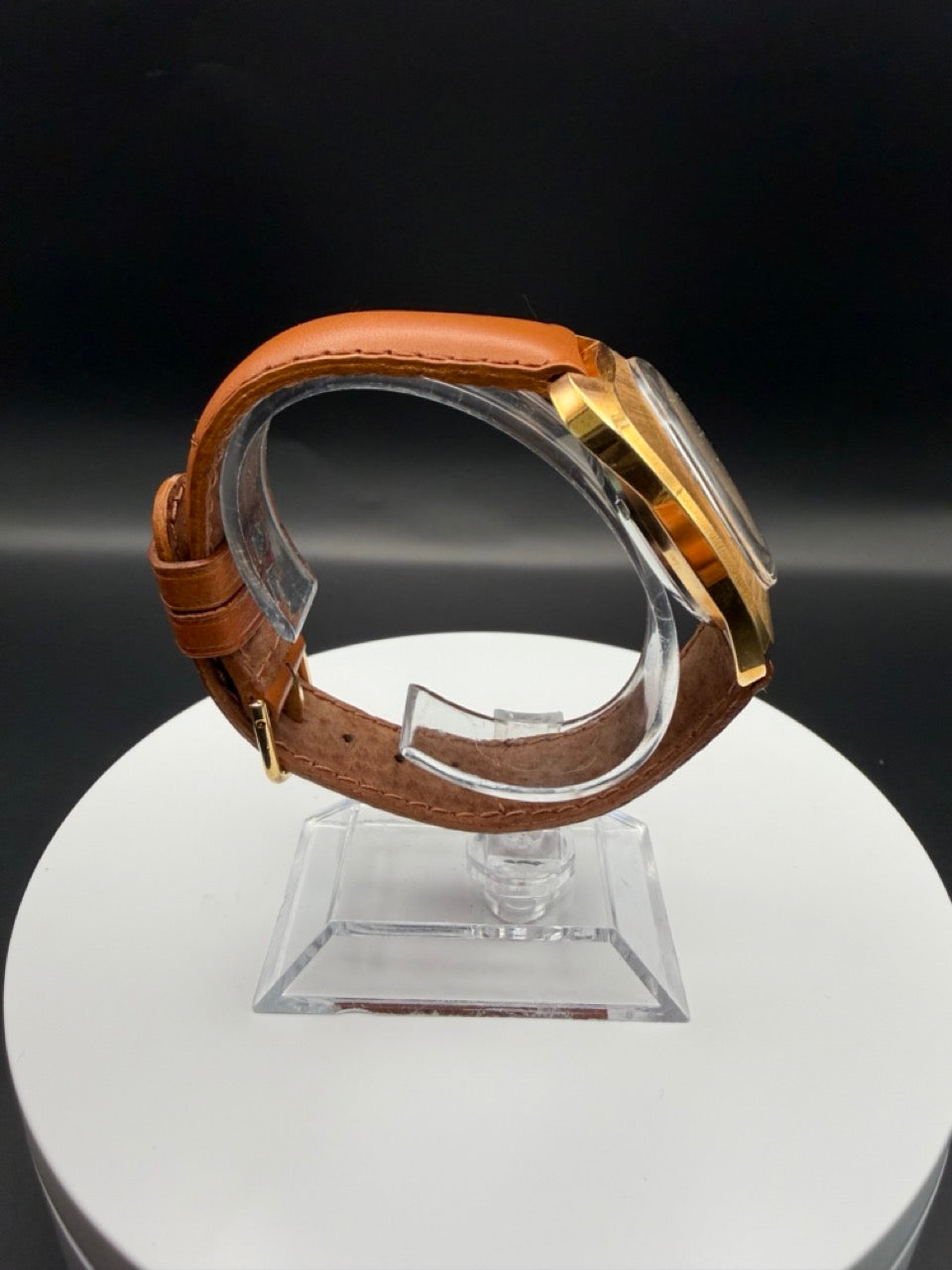 Montre Orano NOS Swiss Made Automatique doré bracelet marron