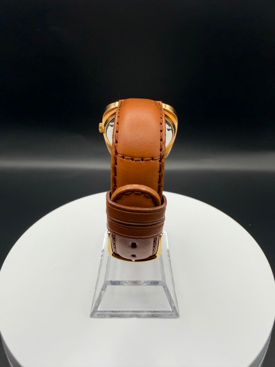 Montre Orano NOS Swiss Made Automatique doré bracelet marron