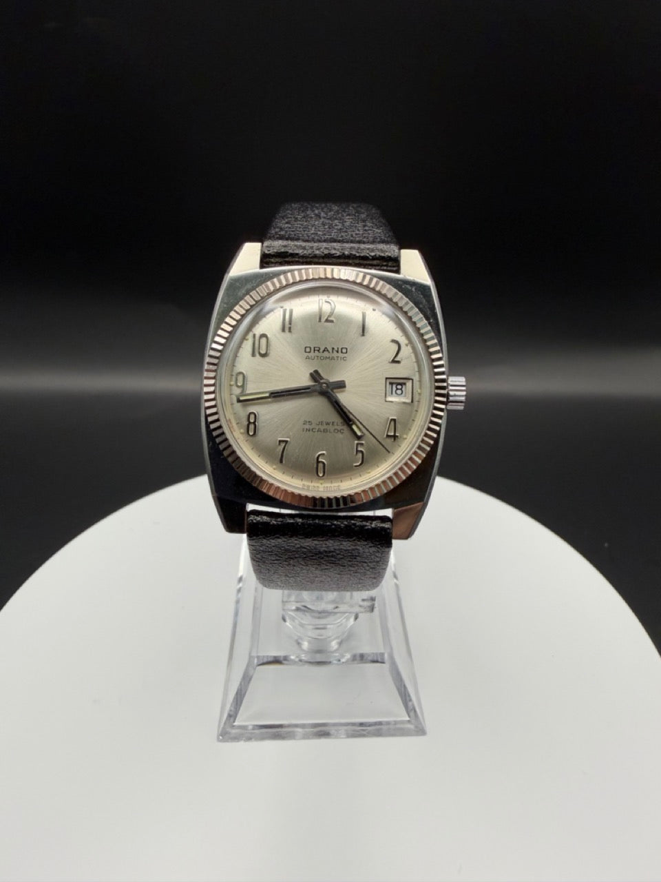 Montre Orano NOS Swiss Made Automatique day date vintage