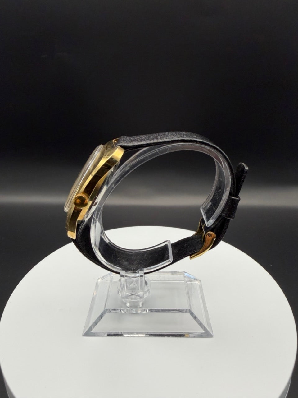Montre Orano NOS Swiss Made Automatique doré