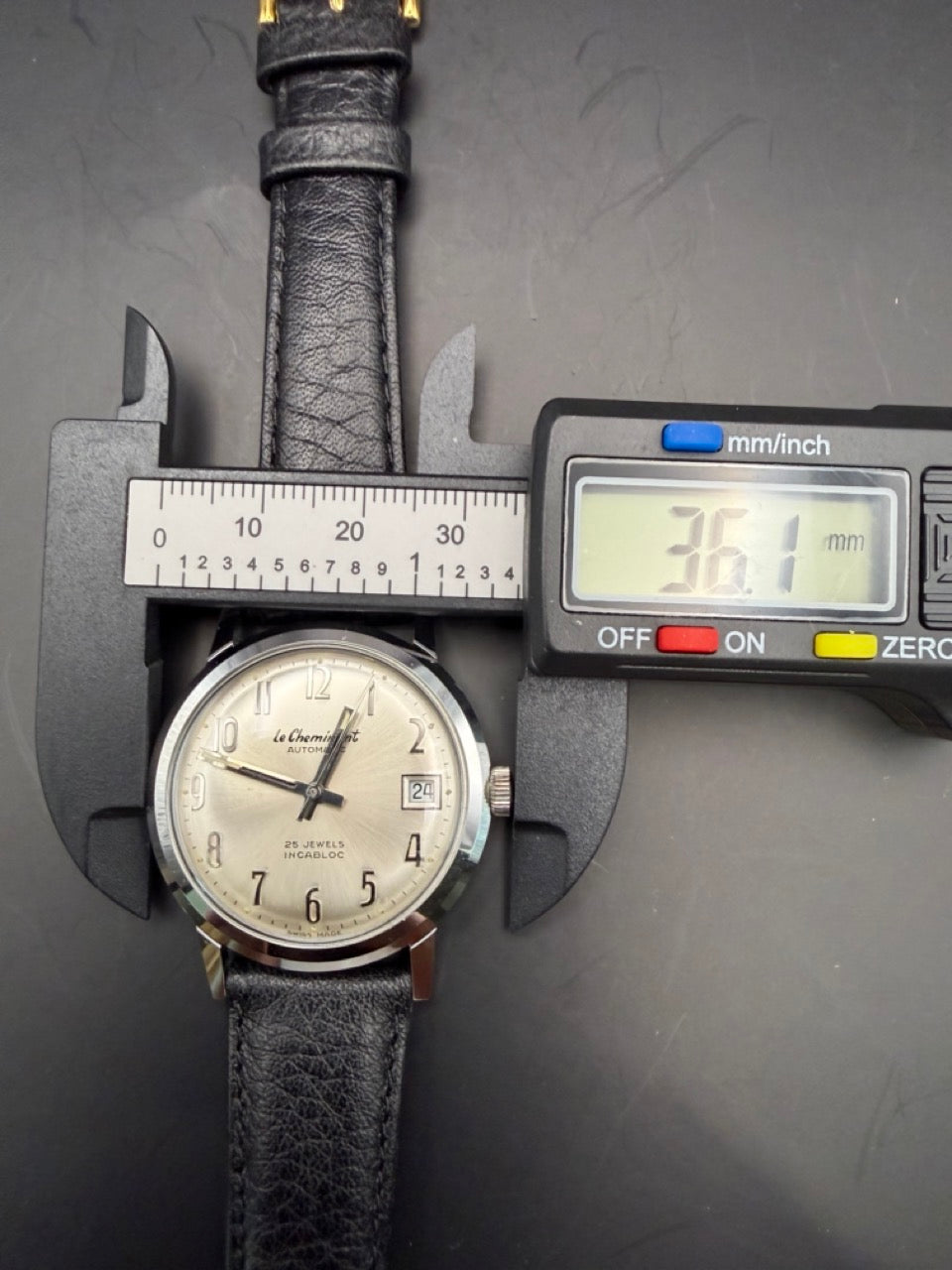 Montre Le Cheminant automatique 25 rubis Incabloc 60s