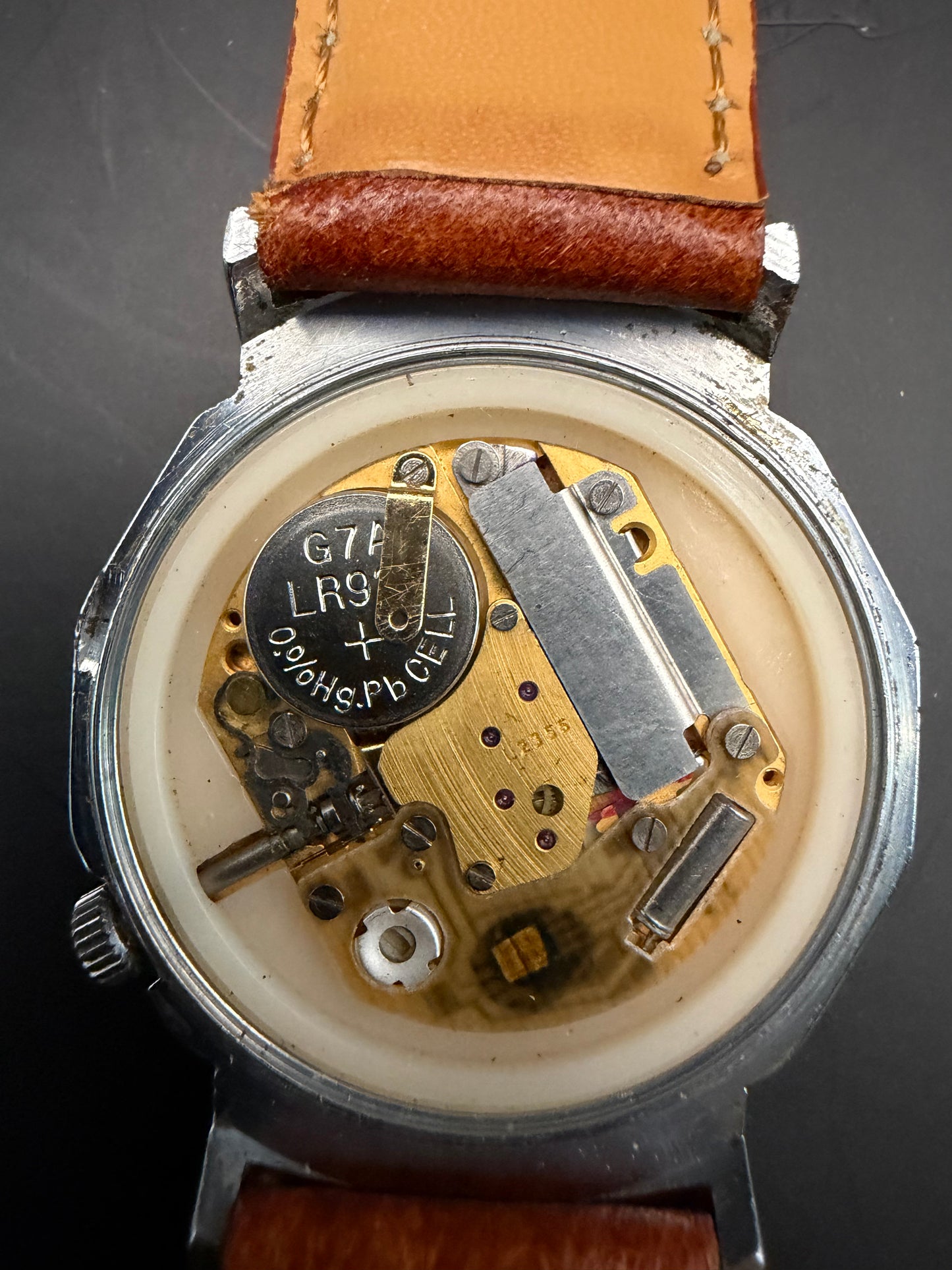 Montre vintage Luch Quartz USSR USA – pièce commémorative soviétique rare guerre froide