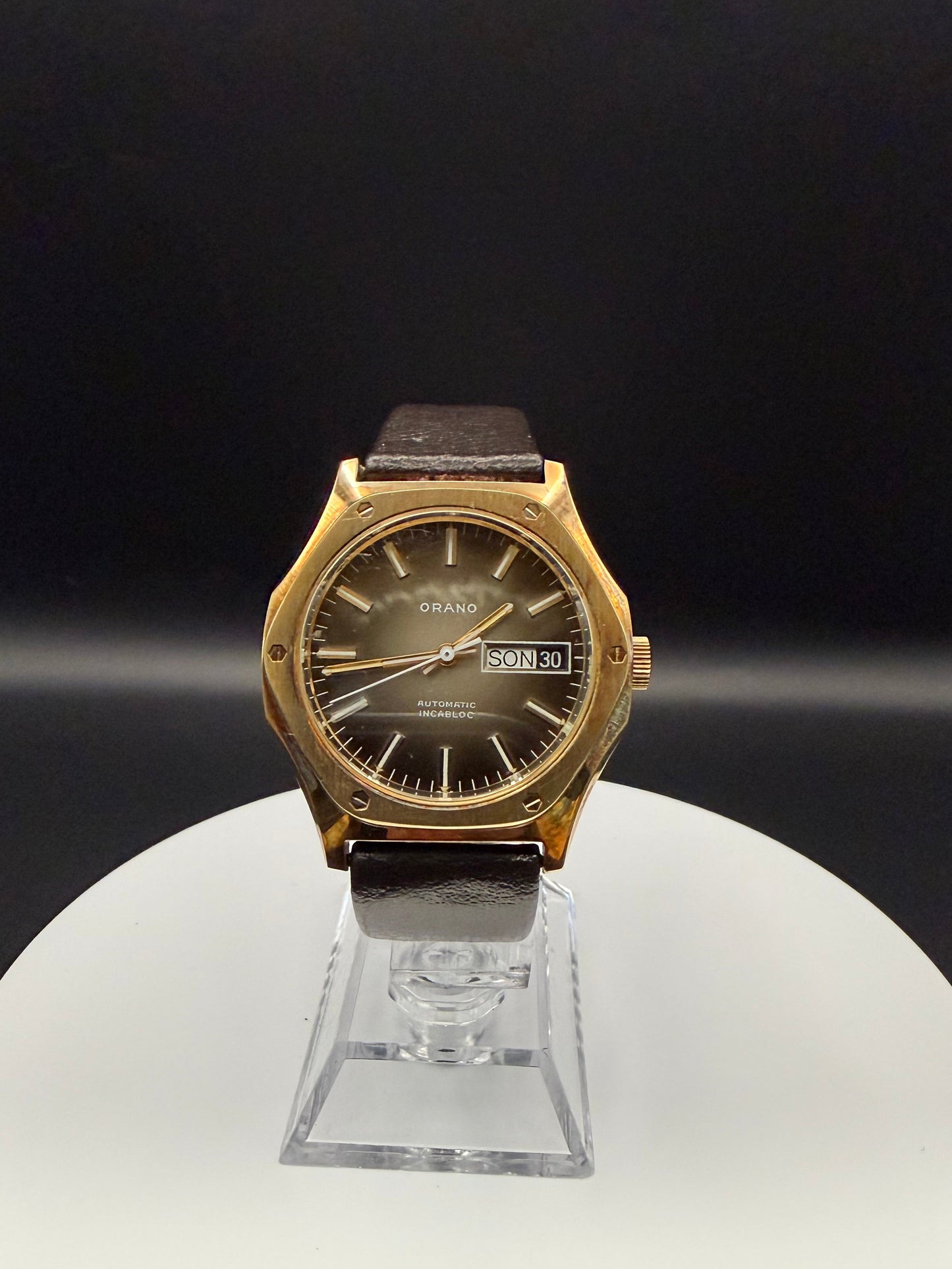 Montre Orano NOS Suisse octogonale automatique cadran beige marron patiné