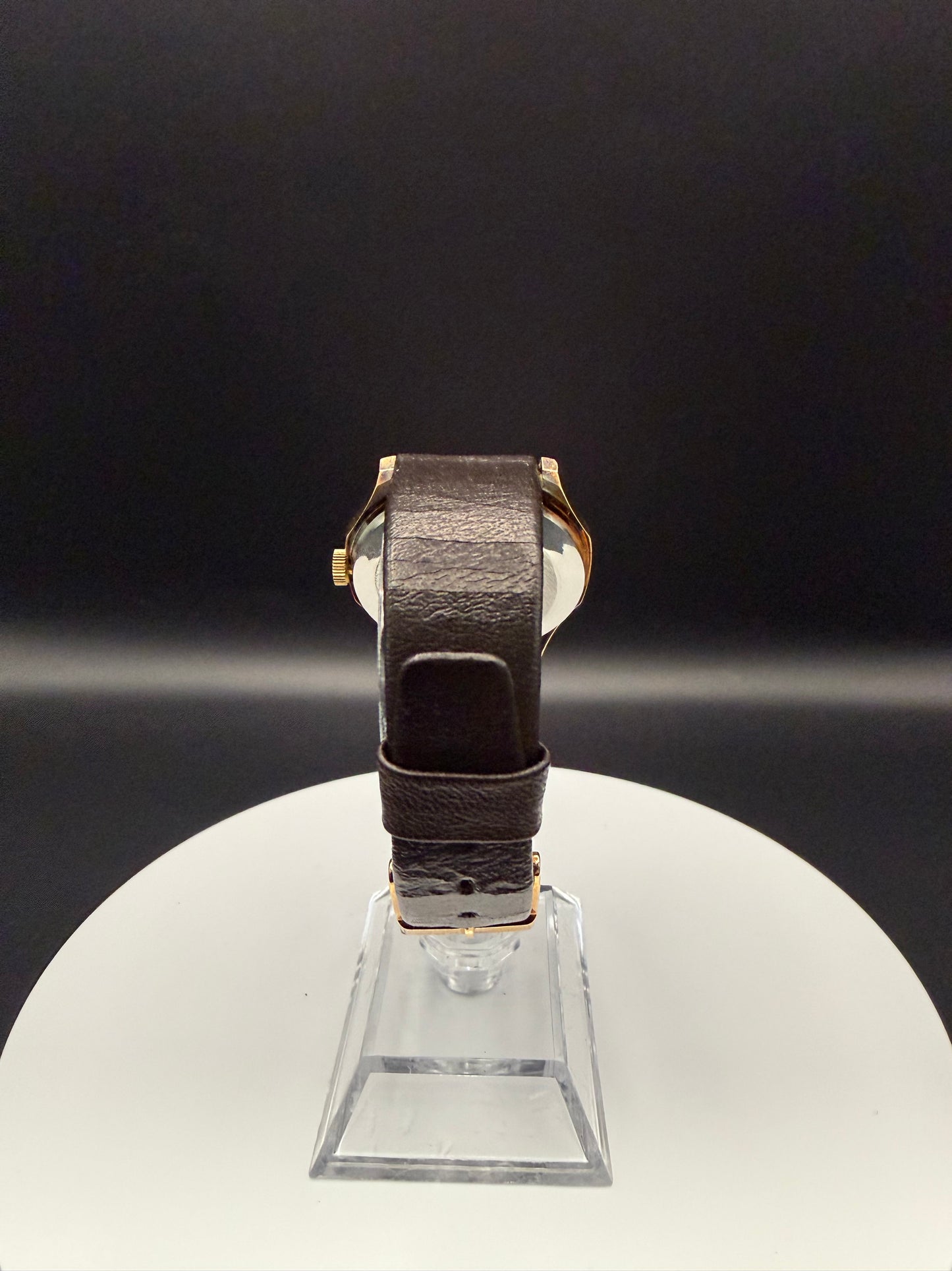 Montre Orano NOS Suisse octogonale automatique cadran beige marron patiné