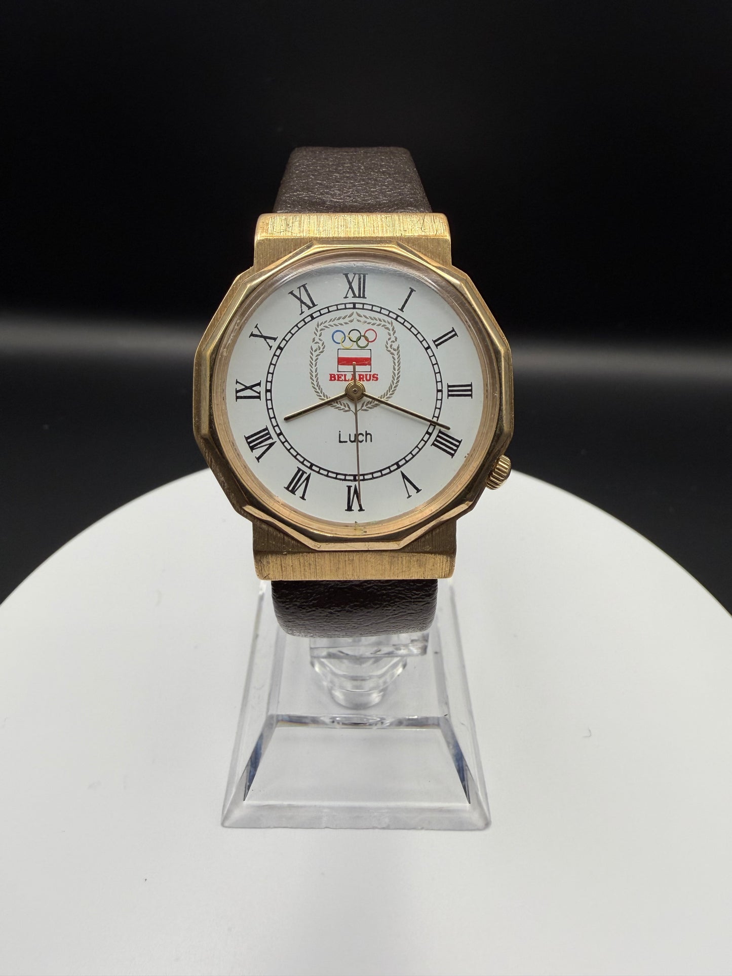 Montre vintage Luch Quartz Luch 2356 – cadran commémoratif Belarus jeux Olympique